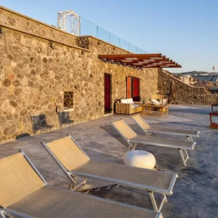 Luxury tent Holiday Sentosa Cave Mykonos Town